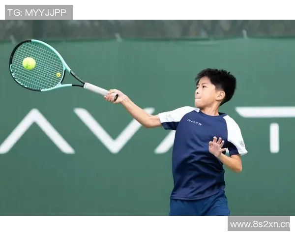 聚焦网球：探讨北京网球队在战术灵活性与适应性方面的成功经验与挑战